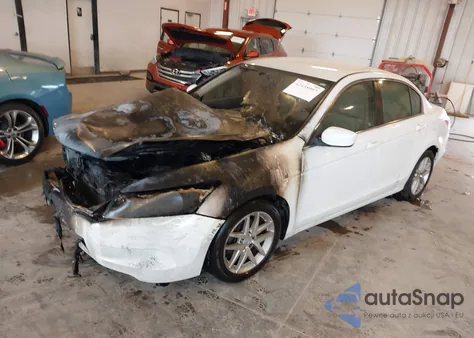 2010 Honda Accord 2.4 Lx from USA, damaged, VIN 1HGCP2F32AA079013